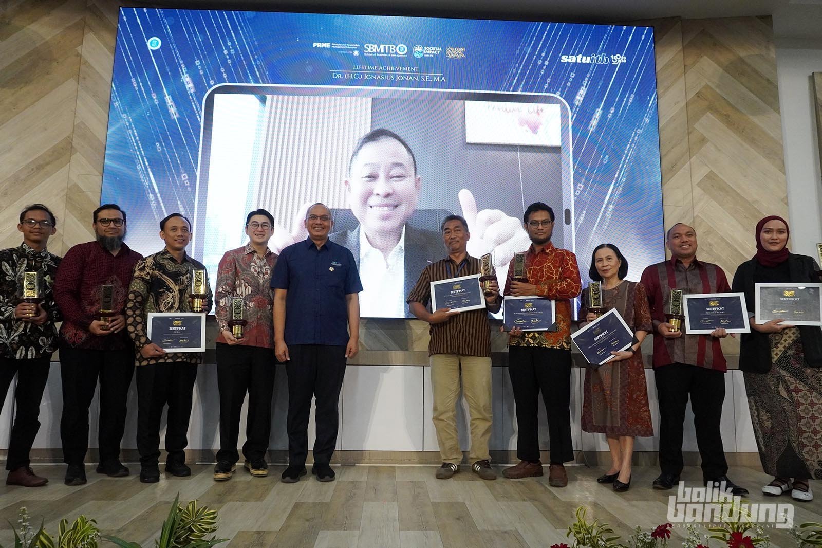 Anugerah Avirama Nawasena SBM ITB