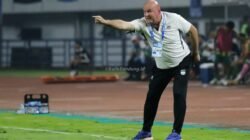 Bojan Hodak Pantau Satu Pemain Jelang Persib vs Persita
