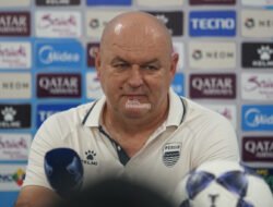 Bojan Hodak Bocorkan Jadwal Latihan Perdana Dua Pemain Baru Persib