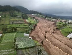 Longsor Maut Pasirlangu Bandung Barat: 8 Tewas, 82 Warga Masih Tertimbun