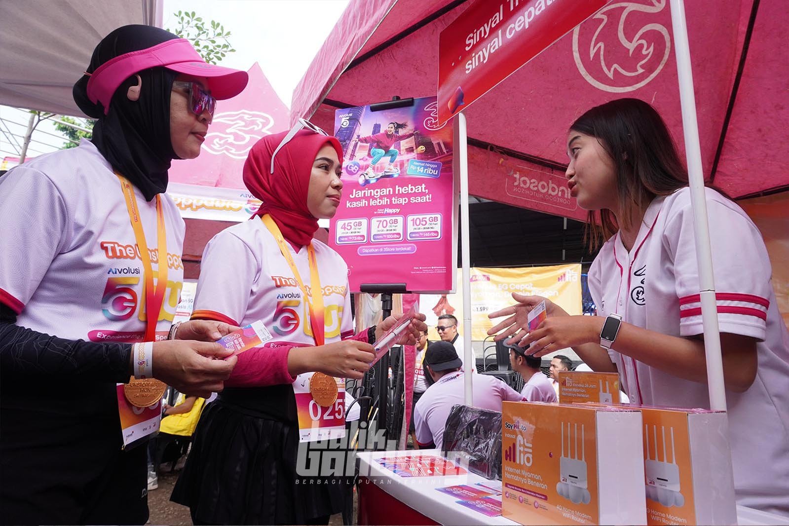 Peluncuran teknologi AIvolusi5G di Kiara Artha Park, Kota Bandung, Minggu (15/2/2026).