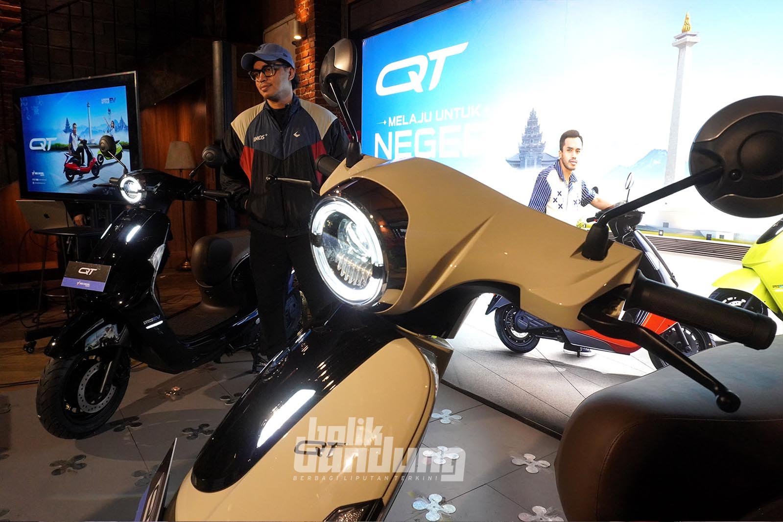 Launching roadshow motor listrik terbaru Indomobil eMotor (IM), QT dan QT Pro di Bandung.