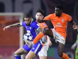 Pelatih Persib: Terkadang Kekalahan itu Perlu