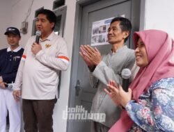 Menteri PKP Tinjau Dua Rumah Merah Putih di Kota Bandung yang Baru Selesai Direnovasi