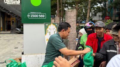 Pegadaian Jabar Tebar 1.200 Paket Takjil untuk Masyarakat
