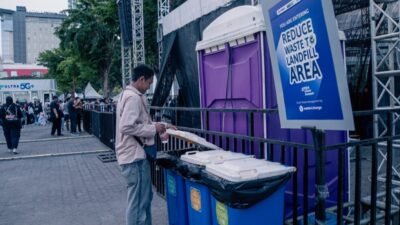 XLSMART Alihkan 1,7 Ton Sampah  Ultraverse Festival di Tiga Kota