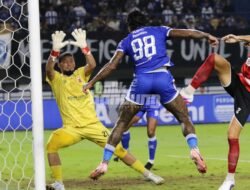 Desember ke Februari, Kepercayaan Diri Ramon Tanque Tak Pernah Padam