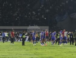 Alasan & Penjelasan Bos Persib Soal Penutupan Tribun Selatan GBLA