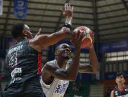 Satria Muda Gasak Hang Tuah Jakarta di Bandung Arena