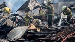 Sejumlah Toko Material Bekas Bangunan di Bandung Hangus Terbakar Saat Ditinggal Mudik