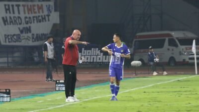 Hodak Bocorkan Cara Persib Pilih Pemain, Termasuk Perekrutan Eliano & Putros