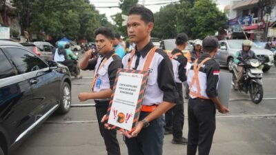 Ngabuburit di Rel Bisa Berujung Petaka!