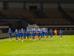 Absen Lawan Borneo FC, Ini Penjelasan Hodak Soal ‘Menghilangnya’ Thom Haye di Latihan Persib