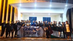 Bomber Tunjukkan Wajah Lain Suporter di GOR Sangkuriang