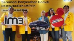 IM3 Resmi Serahkan Mobil Listrik ke Pemenang IMPoin di Bandung