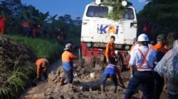 KA Ciremai Tertahan Longsor di Petak Jalan Maswati – Sasaksaat