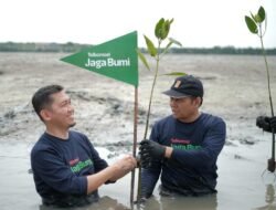 Telkomsel Ajak Masyarakat Tanam Pohon Cukup Tukar Poin