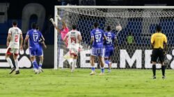 Persib Kebobolan Dua Gol, Bojan Hodak Beberkan Fakta