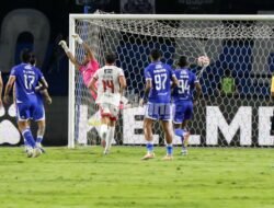 Persib Kebobolan Dua Gol, Bojan Hodak Beberkan Fakta