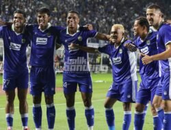Respons Ikhwan Usai Debut Bareng Persib dan Dipuji Bobotoh