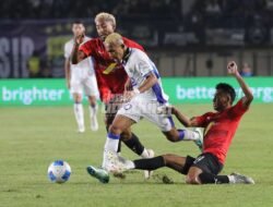 Pelatih Persib Kritik Jadwal Padat Tiga Hari Sekali di Piala Presiden