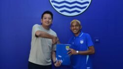 Sempat Viral Karena Rambut Kuningnya, Winger Ini Dikontrak Persib Hingga 2028