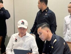 Ketum GEMAS Sambut Jokowi di Bandung, Paparkan Strategi Pemuda Menuju Indonesia Emas 2045