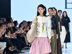 Dari Bandung Menuju JFW 2027: Perjalanan Enam Dekade Elizabeth Terus Berinovasi