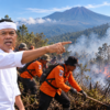 Kebakaran Gunung Ciremai, 100 Personel Gabungan Padamkan Api dan Buat Sekat Bakar