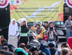 Tekan Indeks Risiko Bencana di Kota Bandung, Farhan Dorong Kesiapsiagaan Berbasis Warga